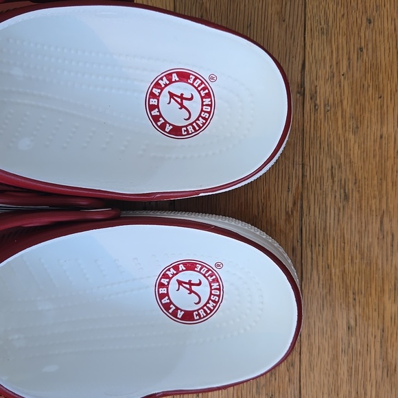 NIP Crocs University of Alabama Clogs Men's Size 10 - Picture 4 of 10